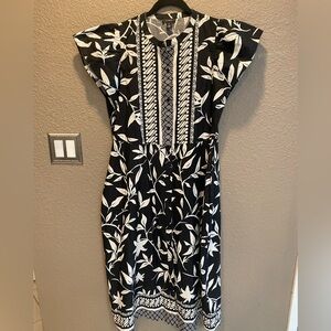 Halogen Black and Cream Floral Midi Dress with Embroidered Bib look